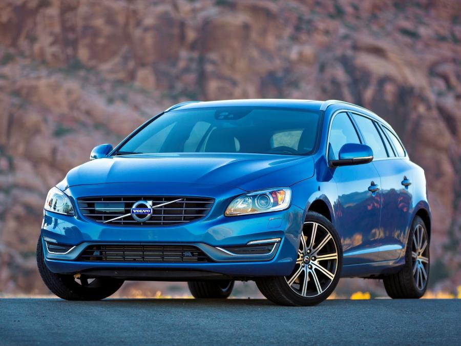  Volvo V60 T5 2014 года  (US) (фото 3 из 7)